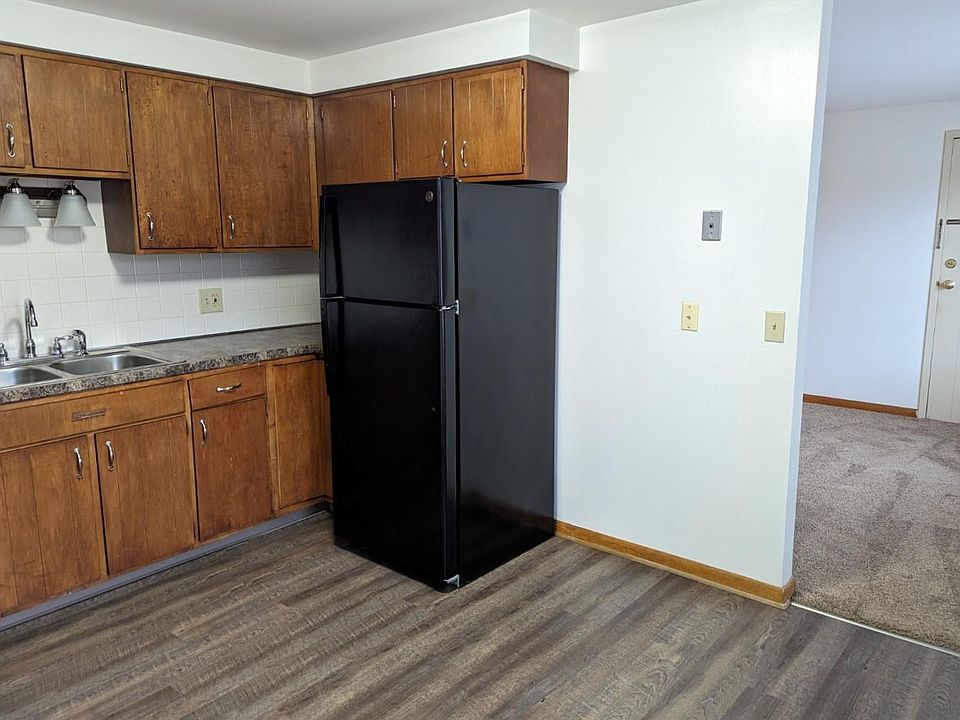 50 School St Lancaster NY Zillow