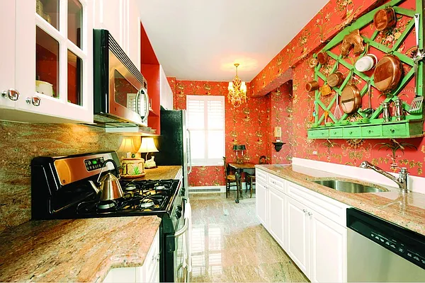 Sold by Stribling | media 4