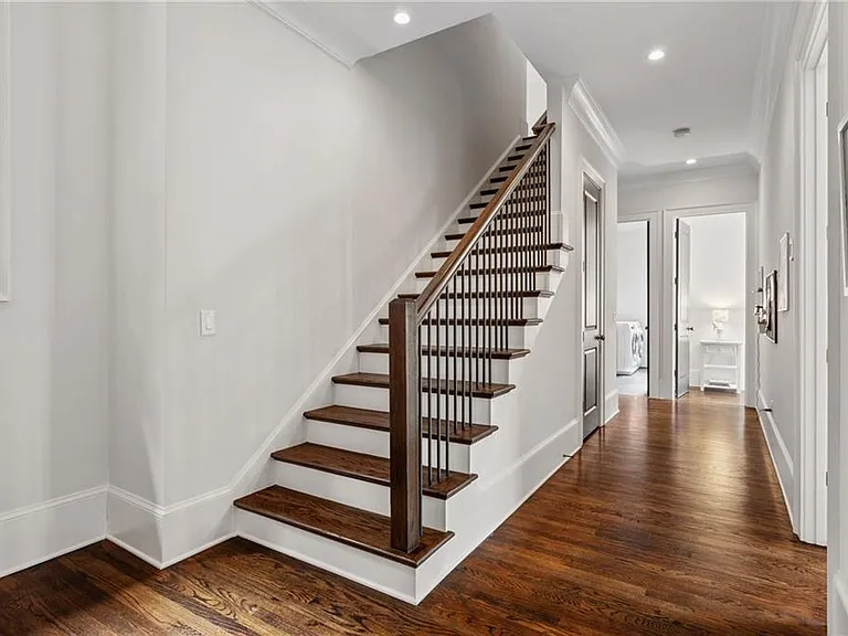 779 Greenview Ave NE — Photo 29
