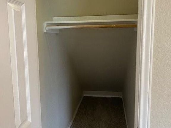 4th image of 2818 Southampton Way APT A