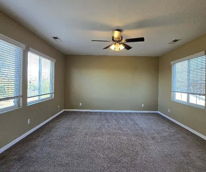 4225 N Del Rey Ave — Photo 25