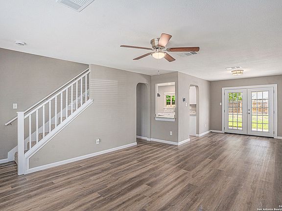 4th image of 9831 Sunset Pl
