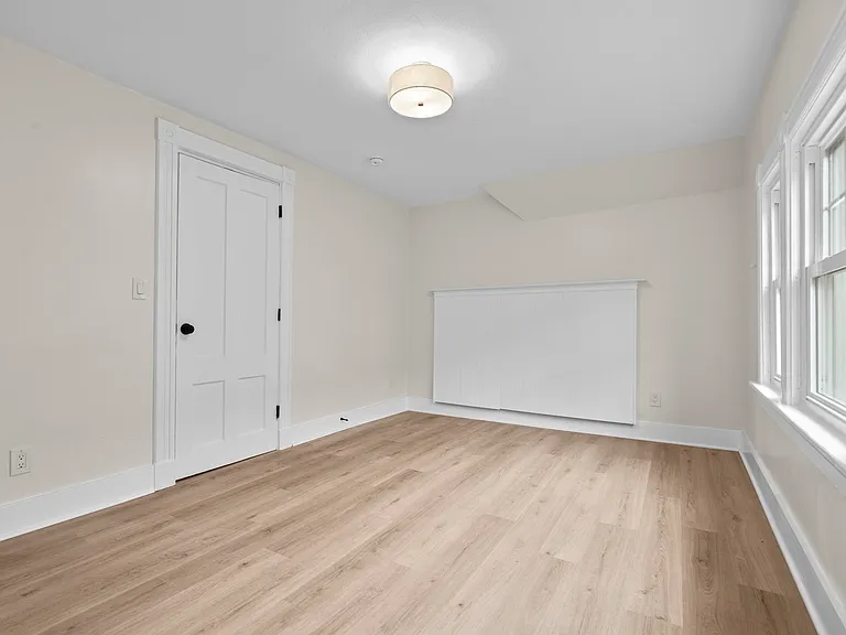 821 State St #3 — Photo 13