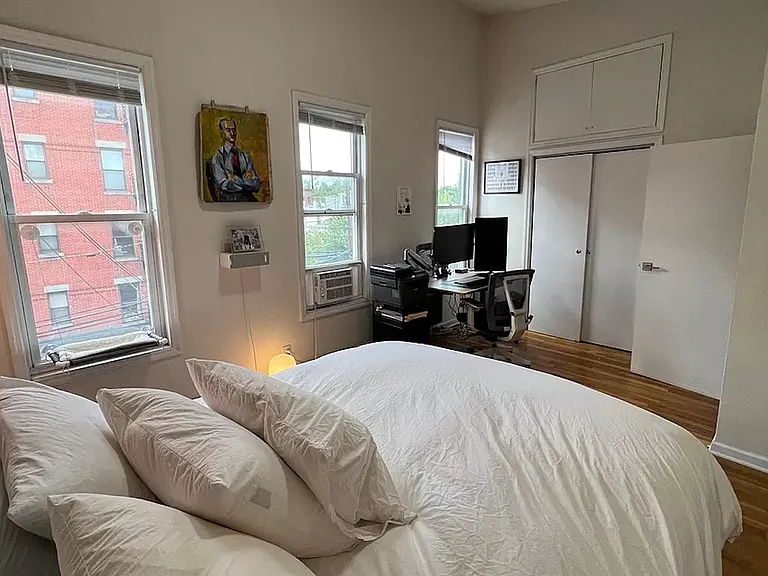 333 4th St #3 — Photo 3