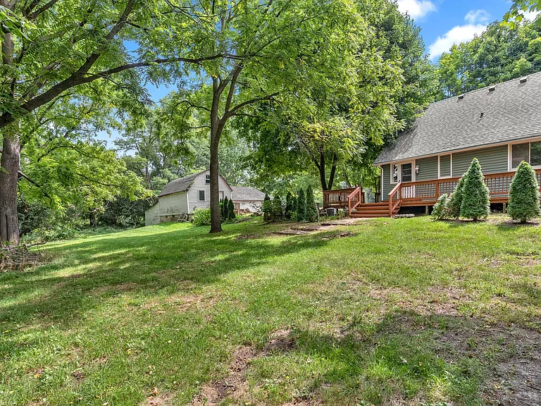 17130 Beck Rd — Photo 41