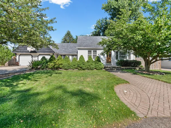20404 Hubbard St, Livonia, MI 48152