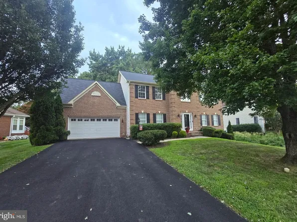 5 Lakewind Ln, Stafford, VA 22554