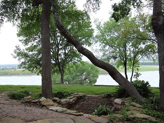 2nd image of 14024 Horseshoe Cir