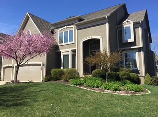 19614 W 99th St, Lenexa, KS 66220