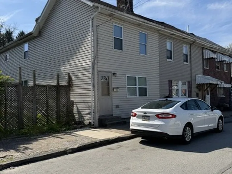 513 S 2nd Ave — Photo 3