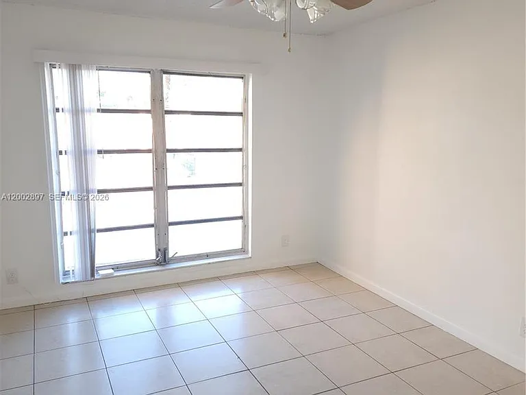 4505 Treehouse Ln #8H — Photo 3