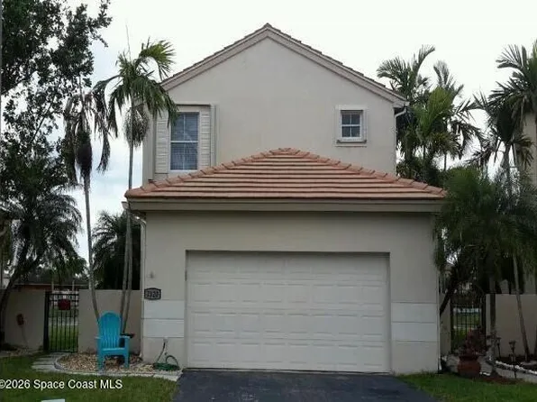 2120 NW 188th Ter, Pembroke Pines, FL 33029