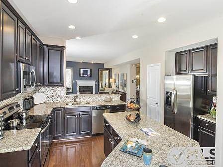 2nd image of 80 Apple Cross Ct