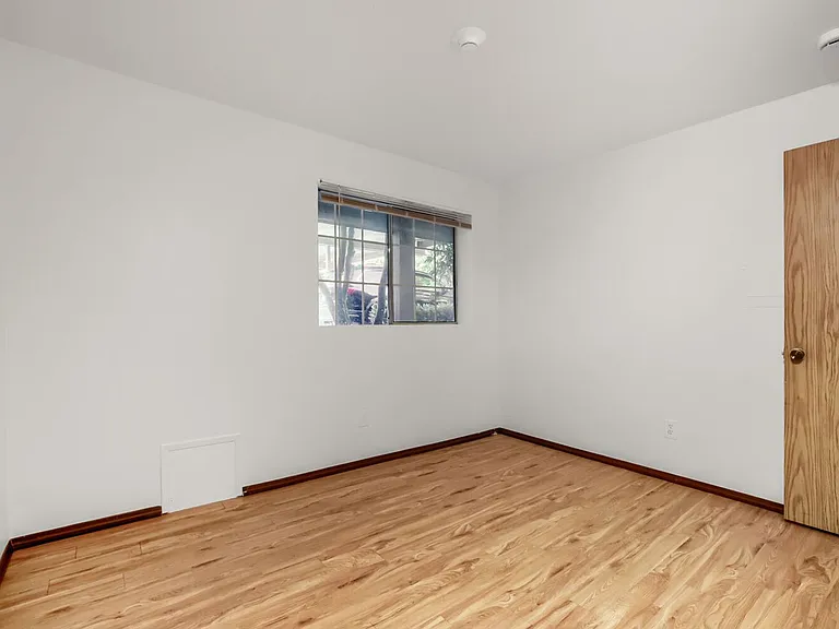 7020 Lynnwood — Photo 7