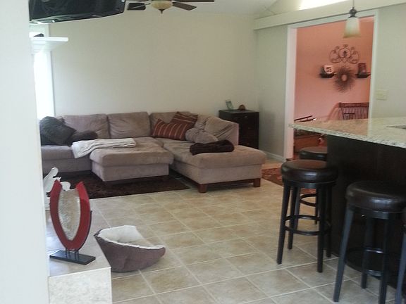 Family room 1