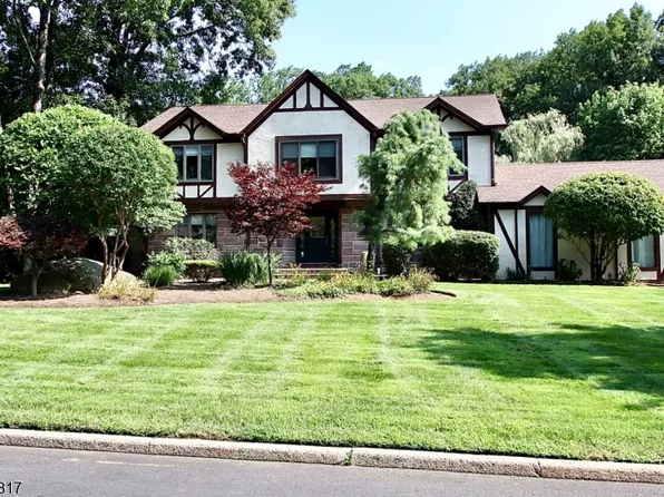 9 Watch Hill Rd, Mahwah Twp., NJ 07430