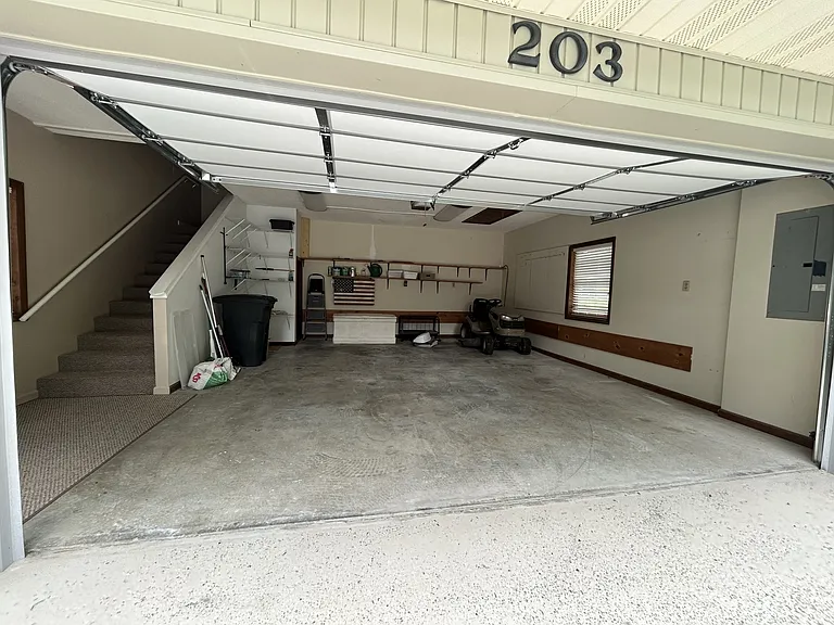 203 Snead Dr — Photo 28