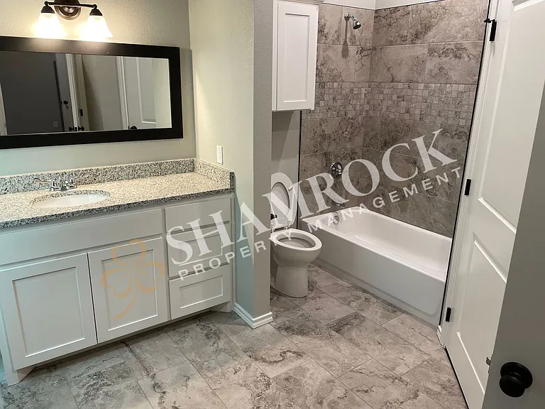 701 N New Rd #200 — Photo 10