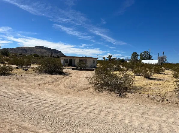 3450 Porter Rd, Joshua Tree, CA 92252