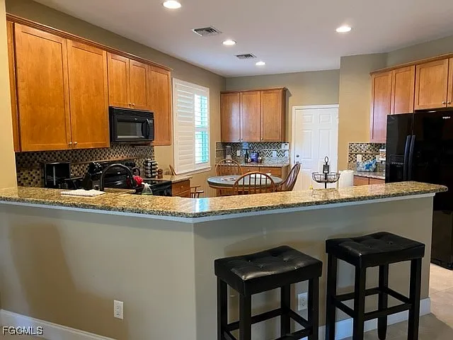 10602 Camarelle Cir — Photo 6
