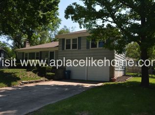 10311 Woodson Dr, Overland Park, KS 66207
