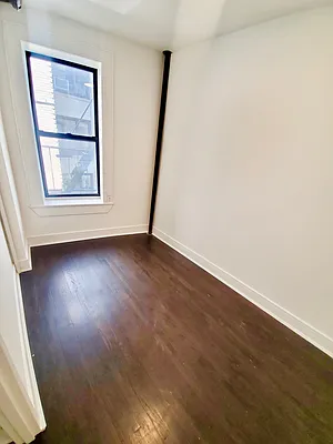 Rented by Compass | media 27