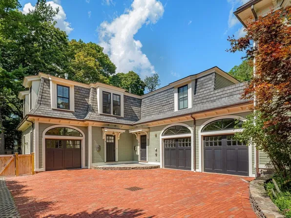 13 Avon St Unit 13, Cambridge, MA 02138