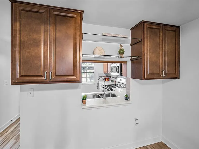 4200 Hampton Dr — Photo 14