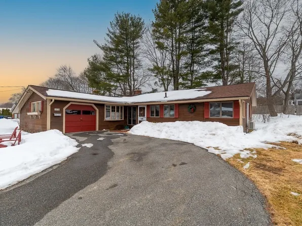 14 Grove St, Danvers, MA 01923