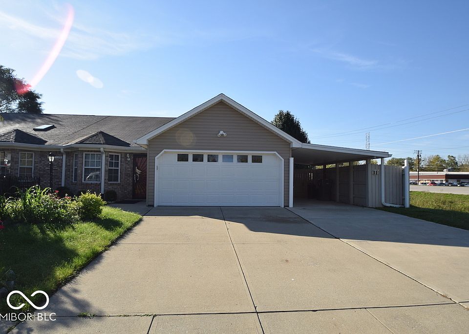 1st image of 11 Medina Ln