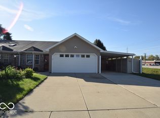 11 Medina Ln, Indianapolis, IN 46227