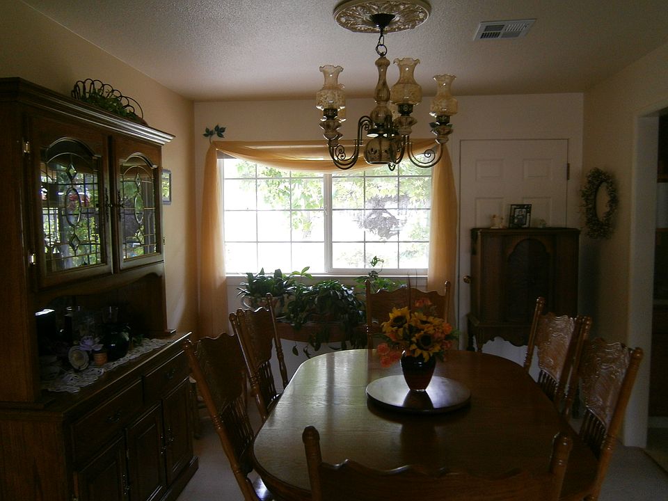1st image of 10718 Vincent Dr