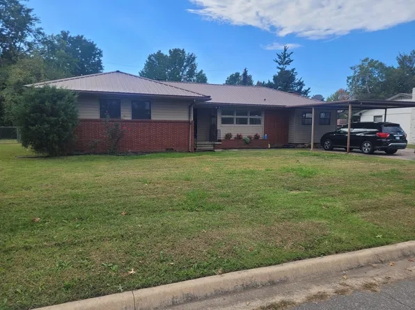 1928 Cleveland St, Miami, OK 74354
