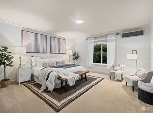 8850 Redmond Woodinville Rd NE APT 306, Redmond, WA 98052