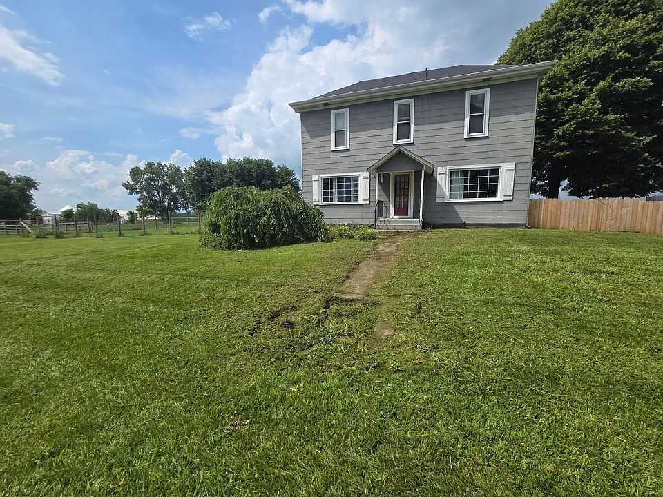 1st image of 8136 Cincinnati Zanesville Rd SW