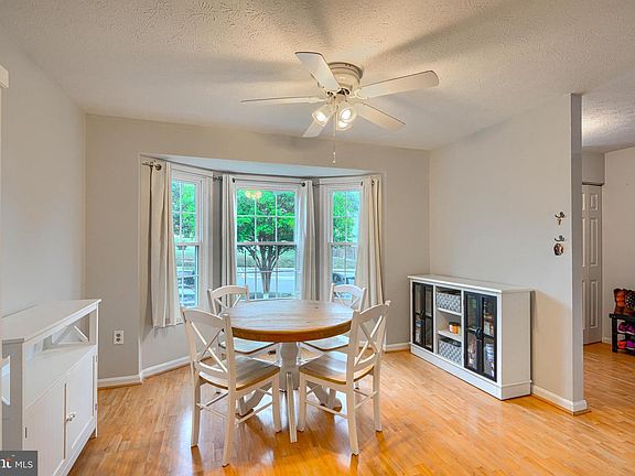 4th image of 239 Charleston Ct