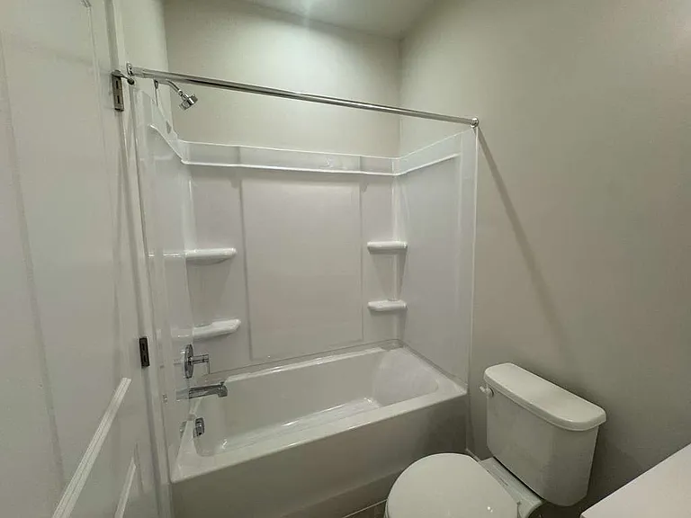 4717 Cloverleigh Dr — Photo 11