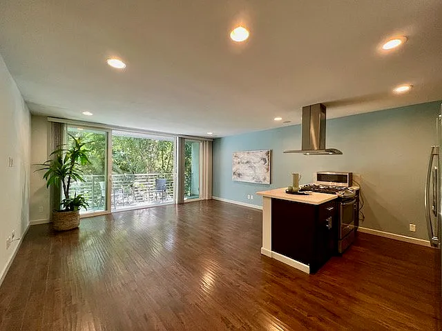 1920 Hillcrest Rd #8A — Photo 14