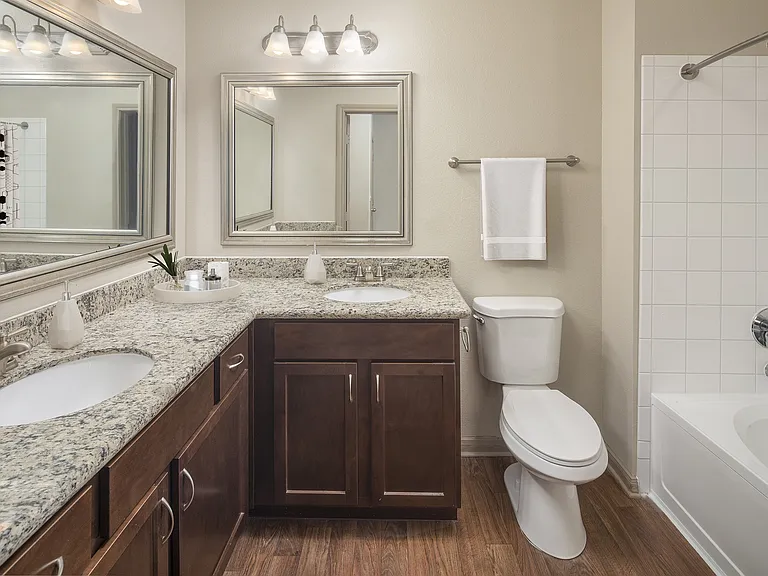 Hadley Midtown — Photo 22