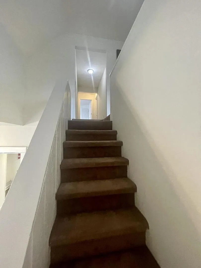 211 E. 2nd St. — Photo 3