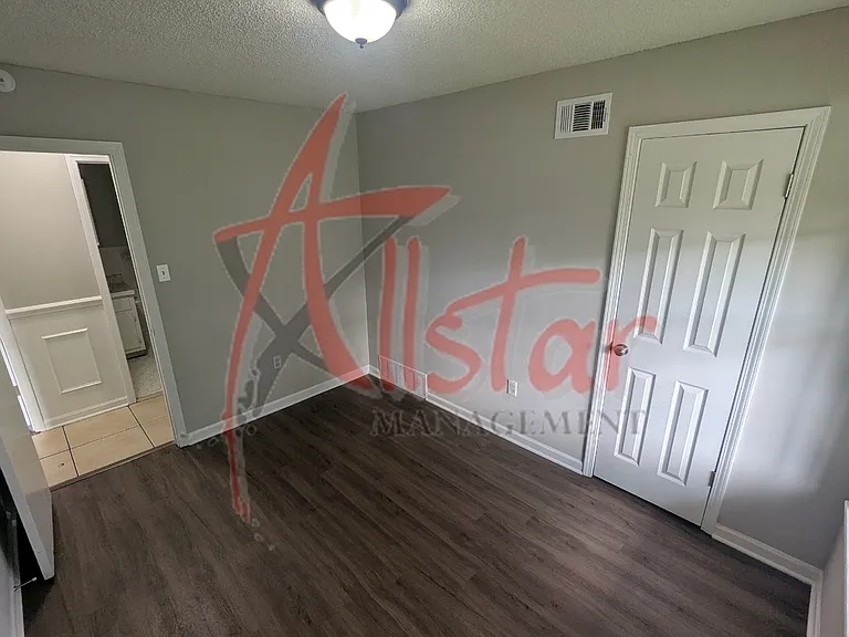 6255 Tulane Rd — Photo 8