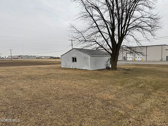 4th image of 24015 Jewell Rd