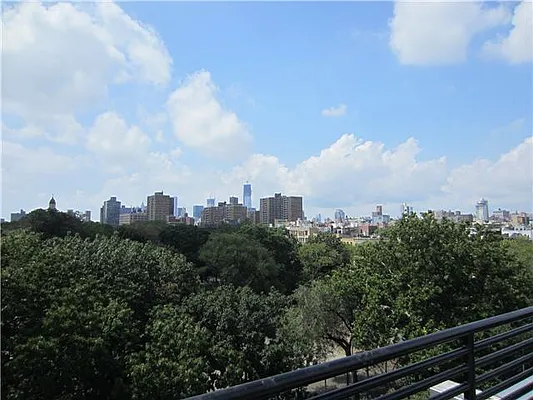 Rented by Mark David | media 34