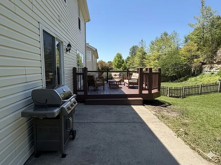 917 Emerald Oaks Ct — Photo 33