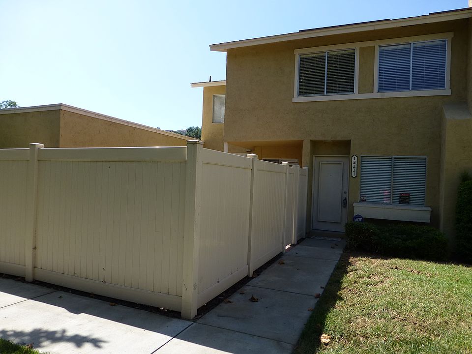 front faces large greenbelt