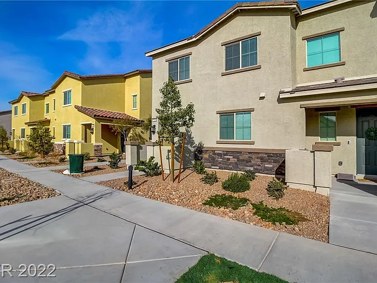 827 E Spring Estates Ave — Photo 31