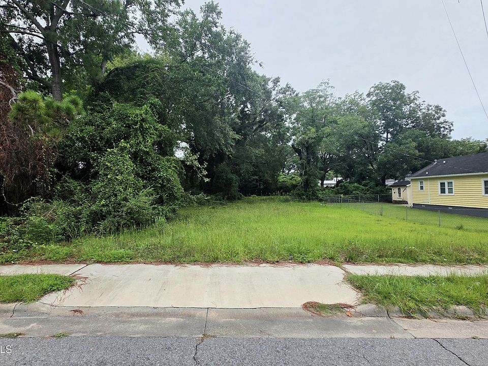 1st image of 0 W 7th St Lot 36 & 37
