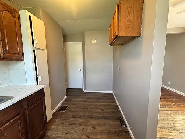2 bed, 1.0 bath, 1792 sqft, $1,000 — Photo 4