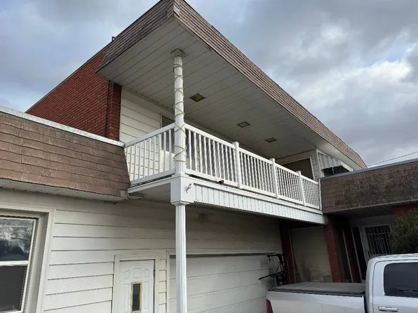 221 W Main St, Burley, ID 83318