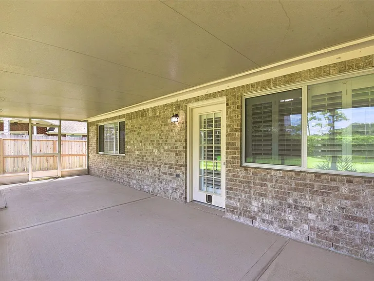 1702 Fantasy Woods Dr — Photo 39